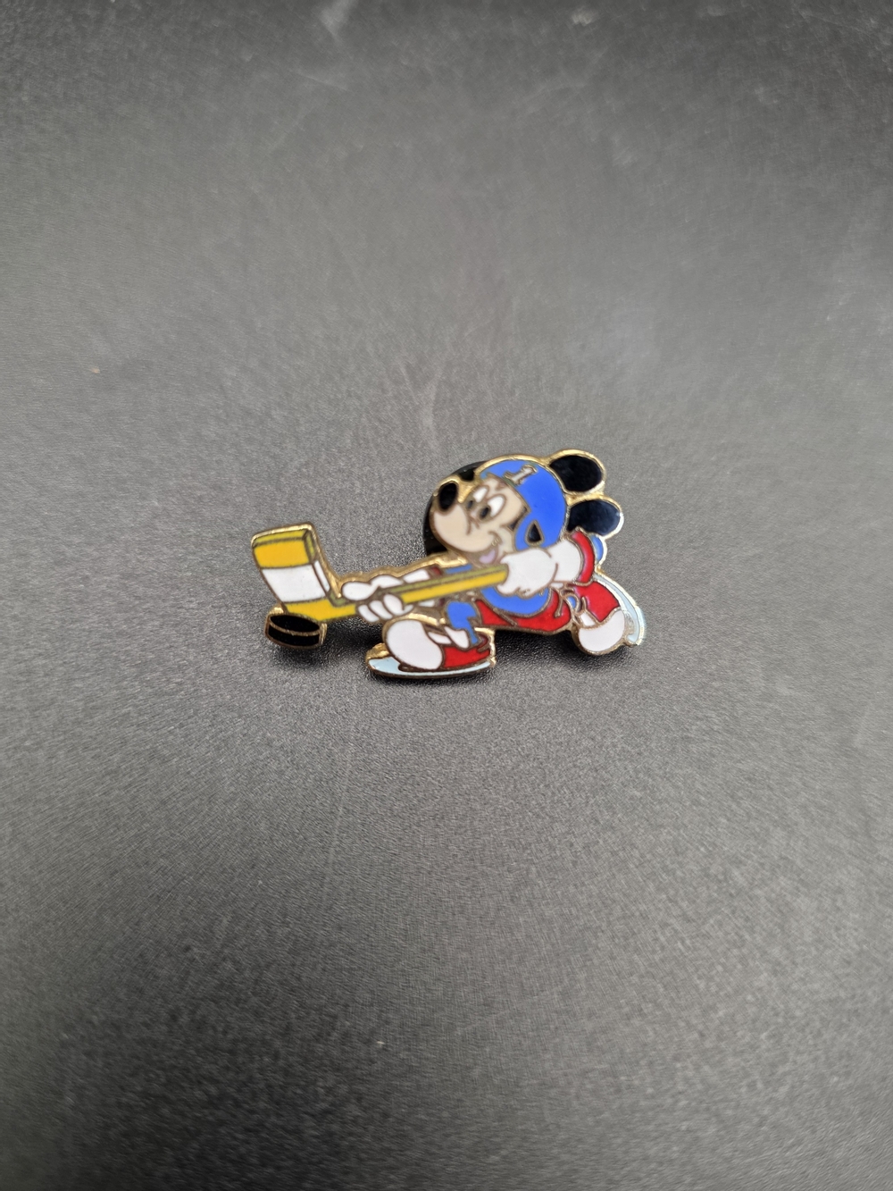 Vintage Disney Official Trading Pin - Hockey Mickey Mouse with Puck